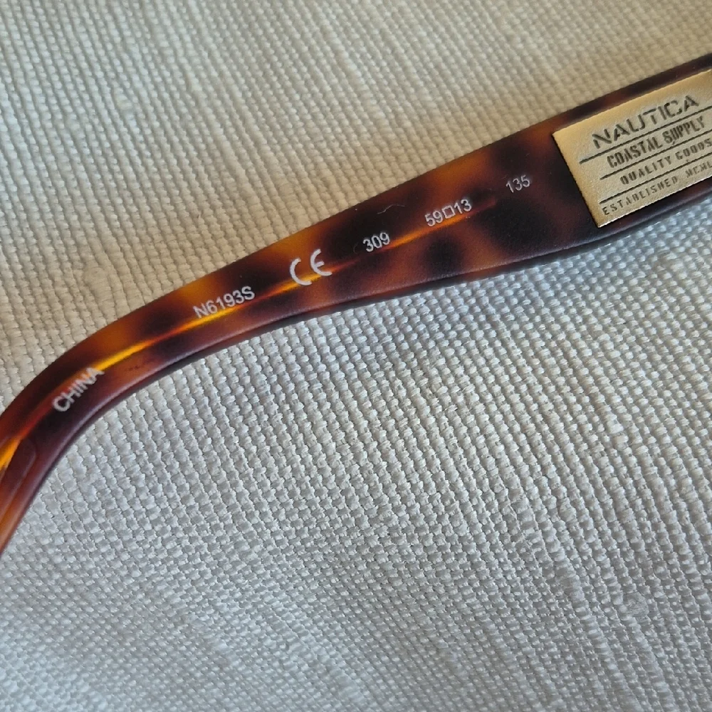 Nautica Men Tortoise Sunglasses with Amber Lenses - Picture 6 of 10